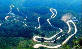 山路十八弯广场舞 山路十八弯广场舞