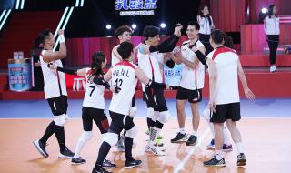 郎平带领的女排队员 郎平带领的女排队员